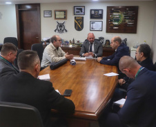 Secretário Hudson recebe deputado estadual Evandro Araújo e vereador de Campo Magro Marcio Bosa