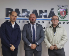 Secretário Hudson recebe deputado estadual Evandro Araújo e vereador de Campo Magro Marcio Bosa
