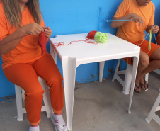 Unidade prisional de Pitanga doa 590 kits com toucas e cachecóis para instituições sociais