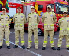 Buscas complexas e casos marcantes: bombeiros do Paraná relatam atuação no RS