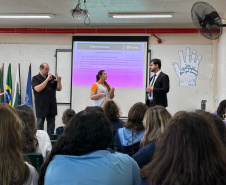 PCPR ministra palestra educativa em escola para surdos na Capital
