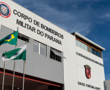 Paraná amplia força-tarefa dos bombeiros no RS e prazo da campanha de arrecadação
