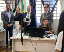 Polícia Penal e Justiça Eleitoral regularizam títulos de eleitor de custodiados paranaenses