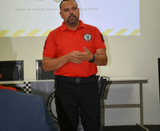 Polícia Penal promove palestra para conscientizar servidores sobre conduta veicular e segurança no trânsito