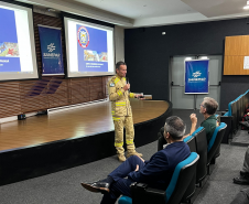 Paraná inicia discussões sobre prevenção e combate a incêndios florestais com workshop