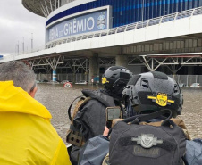 Resgates, policiamento, técnica e solidariedade: Paraná encerra operação no Rio Grande do Sul