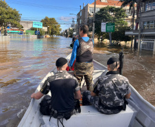 Resgates, policiamento, técnica e solidariedade: Paraná encerra operação no Rio Grande do Sul