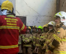Referência em emergências em silos, Bombeiros do Paraná ministram curso no Acre