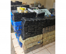 Com apoio do Falcão, PMPR apreende 1,2 tonelada de maconha em Cascavel