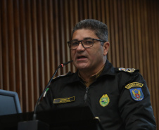 Forças de segurança que atuaram no Rio Grande do Sul são homenageadas na Alep