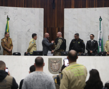 Forças de segurança que atuaram no Rio Grande do Sul são homenageadas na Alep