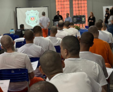Cerimônia de formatura certifica 21 pessoas privadas de liberdade em cursos de qualificação, em Cascavel