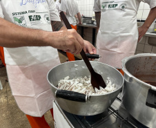 Cerimônia de formatura certifica 21 pessoas privadas de liberdade em cursos de qualificação, em Cascavel