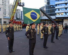 Apoio do CBMPR a outros estados é destaque no Dia do Bombeiro