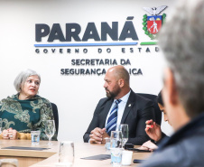 Secretário Hudson recebe secretária nacional de Enfrentamento à Violência Contra Mulheres Denise Motta Dau 