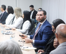 Secretário Hudson recebe secretária nacional de Enfrentamento à Violência Contra Mulheres Denise Motta Dau 