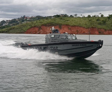 Blindada das águas: lancha resistente a fuzil e de visão termal reforça segurança no mar