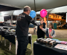 PCPR na Comunidade leva atendimento à população de Bandeirantes e Florestópolis