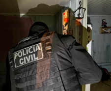 PCPR cumpre 32 mandados contra o tráfico e comércio ilegal de armas nos Campos Gerais