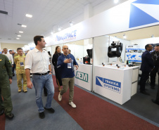  Governador destaca modernização de aeronaves do Paraná em encontro nacional de aviação