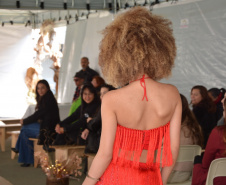 Desfile de Moda na Penitenciária Feminina do Paraná Destaca Talento e Reinserção Social das Custodiadas
