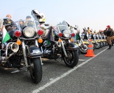 PMPR realiza Passeio Motociclístico e Encontro de Carros Antigos em comemoração aos 170 anos da corporação