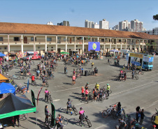 Passeio Ciclístico da Polícia Militar do Paraná atrai mais de 600 participantes