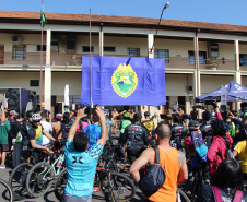 Passeio Ciclístico da Polícia Militar do Paraná atrai mais de 600 participantes