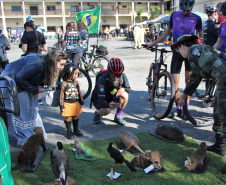 Passeio Ciclístico da Polícia Militar do Paraná atrai mais de 600 participantes