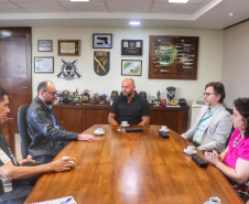 Secretário Hudson recebe presidente do SINPOAPAR