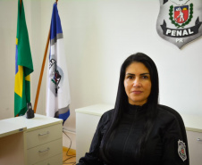 Primeira policial penal mulher assume comando da Polícia Penal do Paraná