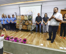  Mulheres privadas de liberdade transformam fardas sem uso em produtos sustentáveis