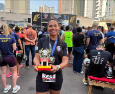 6ª Corrida do Fogo leva mais de duas mil pessoas às ruas de Curitiba