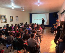 PCPR na Comunidade leva serviços de polícia judiciária, orientações e palestras para mais de 2,1 mil pessoas em Curitiba e Faxinal