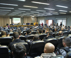 Policiais militares que atuam na Capital participam de palestra sobre o combate à violência contra a mulher