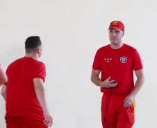 Corpo de Bombeiros inicia testes físicos para curso de formação de guarda-vidas