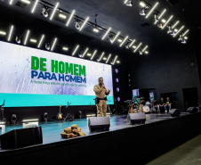 Palestra “De Homem para Homem” reúne 1700 participantes em Maringá