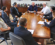 Secretário Hudson recebe prefeito de Cianorte