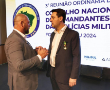 Ratinho Junior ressalta bons índices da segurança do Paraná em reunião com PMs de todo o Brasil
