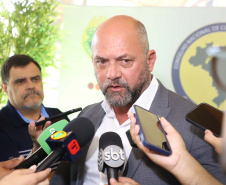 Ratinho Junior ressalta bons índices da segurança do Paraná em reunião com PMs de todo o Brasil