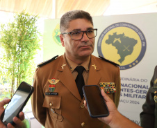 Ratinho Junior ressalta bons índices da segurança do Paraná em reunião com PMs de todo o Brasil