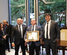 Secretário Hudson recebe homenagem na Assembleia Legislativa
