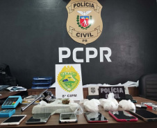 PCPR e PMPR prendem quatro pessoas em operação contra o tráfico de drogas em Rio Azul