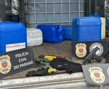 PCPR apreende caminhão com 1,5 mil litros de combustível ilegal e prende dois homens