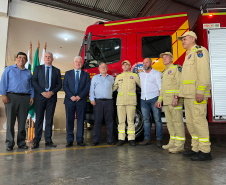 CBMPR de Campo Mourão recebe novo caminhão ABTR
