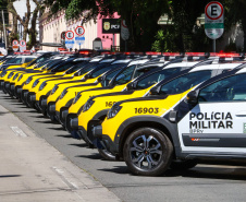 Reforço nas estradas: DER/PR entrega 36 viaturas e 5 cães ao Batalhão de Polícia Rodoviária