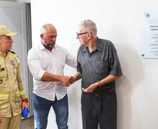 Posto de bombeiro militar de Santa Helena recebe novo caminhão auto bomba tanque