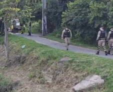 PMPR prende três suspeitos de homicídio após ocorrência roubo na Capital