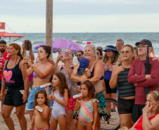 Sucesso no Verão Maior Paraná, Banda da PMPR levanta o público com hits e talento