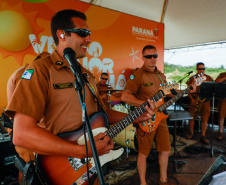 Sucesso no Verão Maior Paraná, Banda da PMPR levanta o público com hits e talento